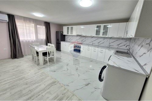 Продава се Къща в Варна, Галата - 730 кв.м за 343 €/кв.м - Снимка #6