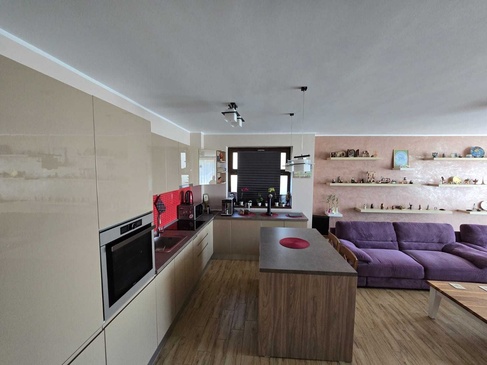 Vila Eforie Nord Sp+P+1E direct proprietar