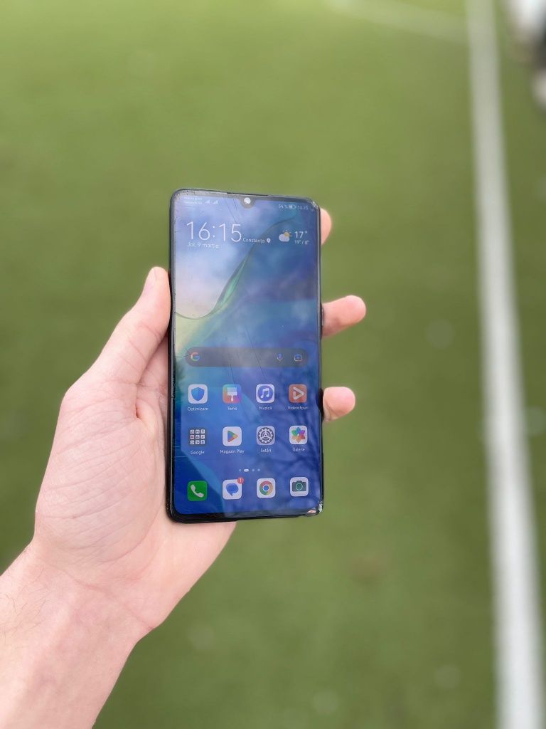 Vând Huawei P30 128GB 6GB RAM URGENT