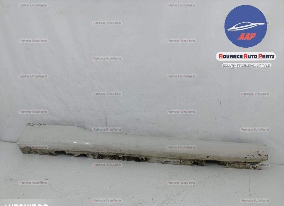 Десен праг оригинален БМВ / BMW Серия 3 E90/E91/E92/E93 Оригинален дес