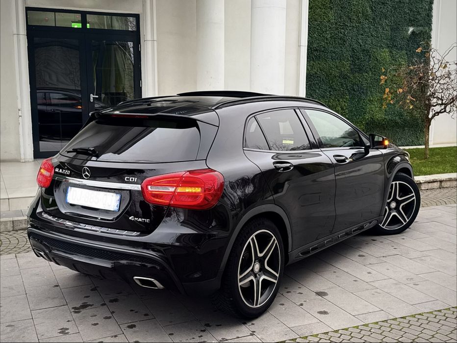 Mercedes Benz GLA 220D 4matic (AMG PACKET)