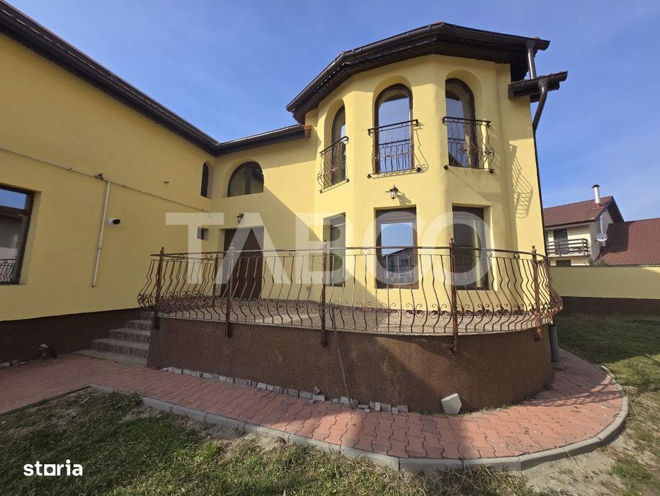 Casa noua de inchiriat 5 camere 200 mpu + Garaj zona Tineretului Sibiu