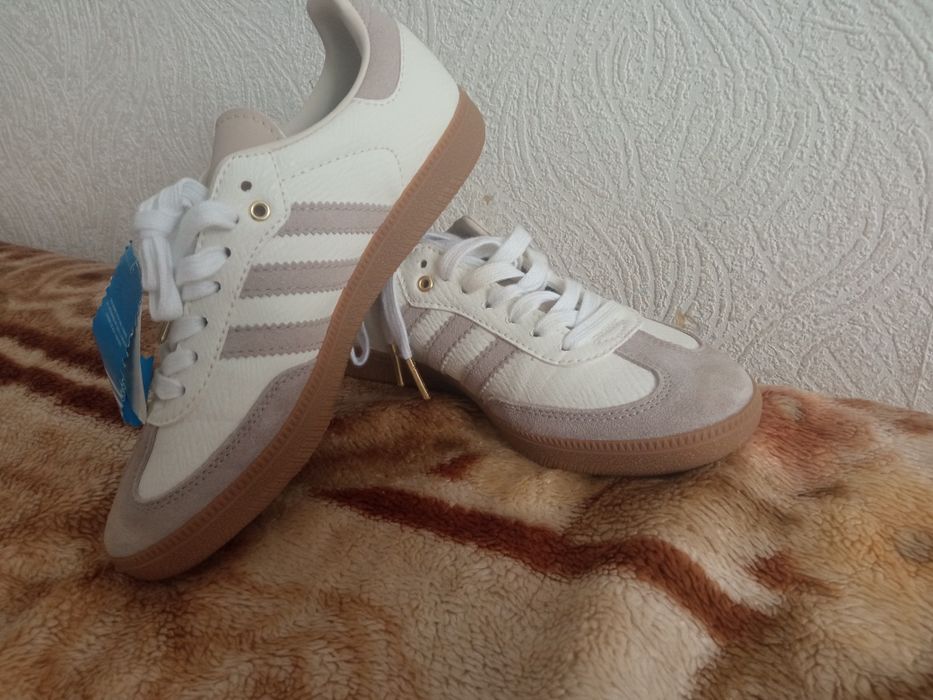 Женские кеды Adidas