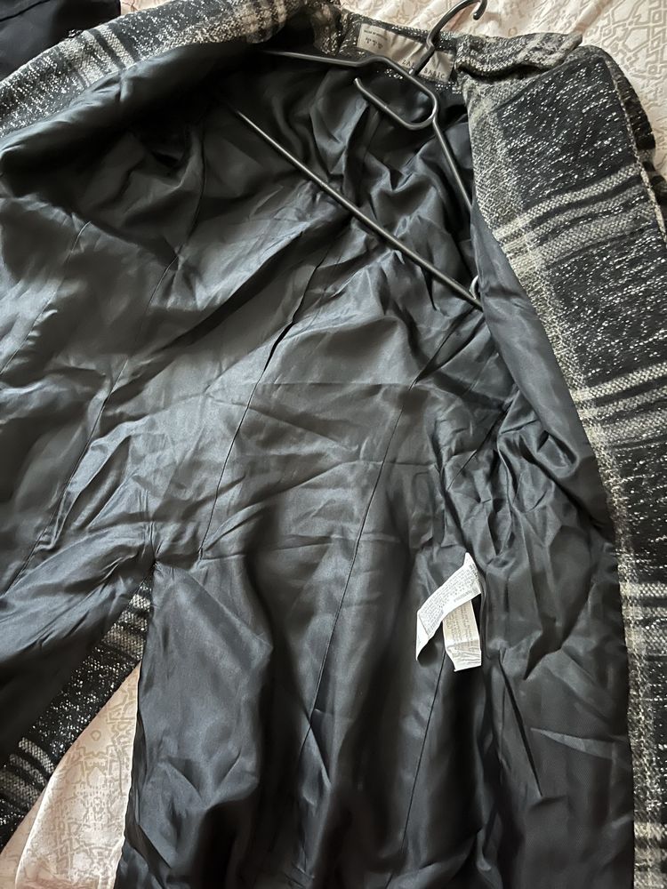 Zara тънко палто ново 52% вълна
