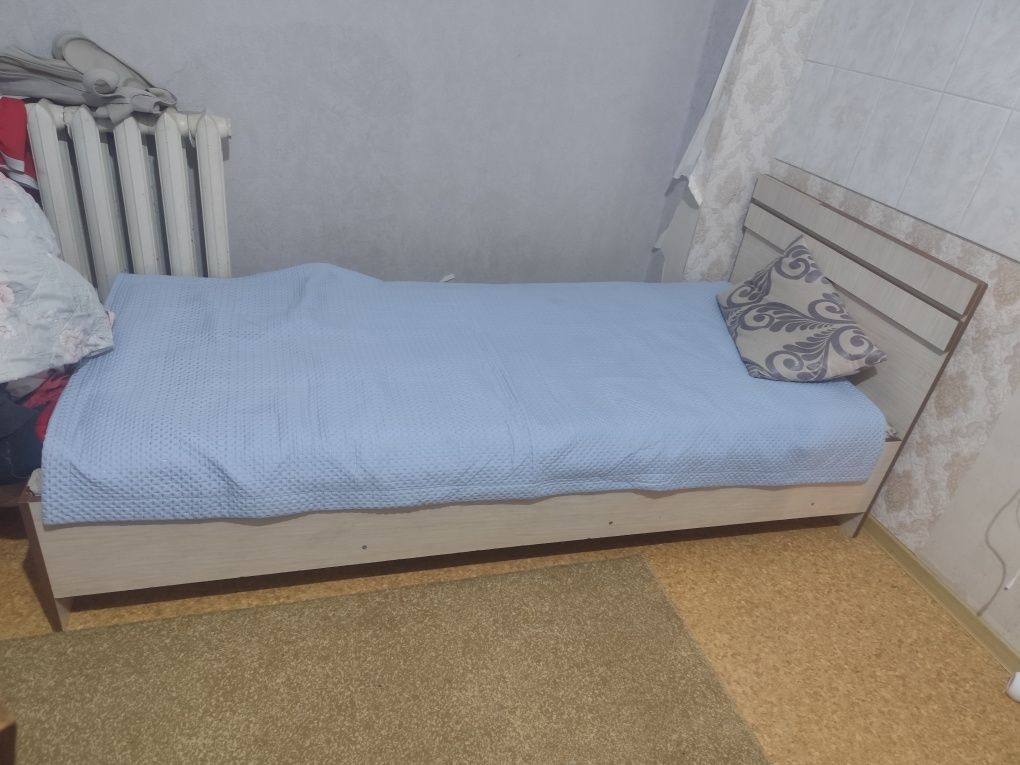 Продам прихожая шкаф