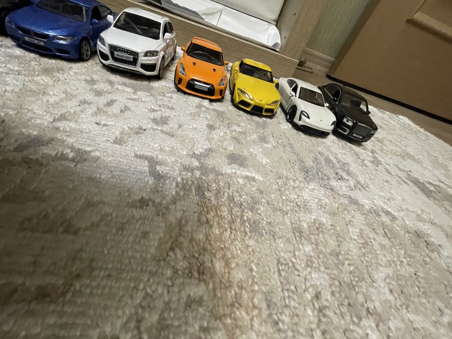 машинки новые бу 1:32 масштаб и хотвилсы