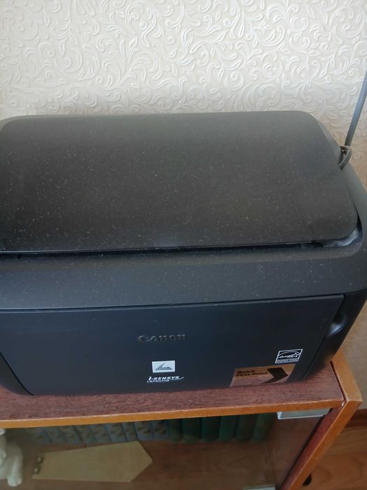 Принтер Epson с черно-белой печатью