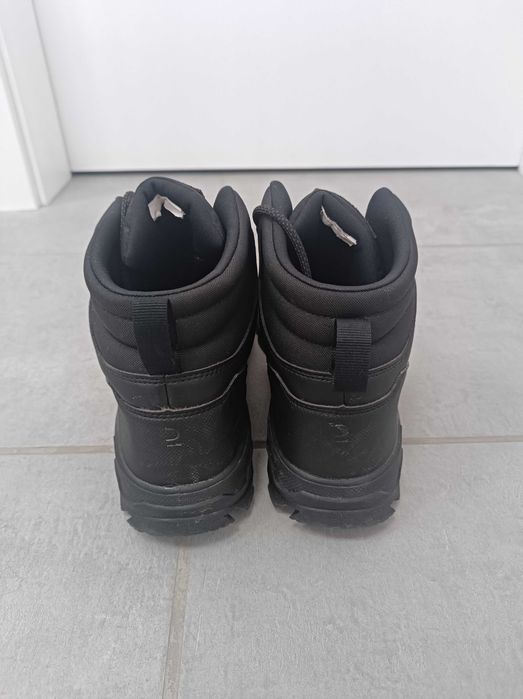 Мъжки зимни обувки от естествен велур