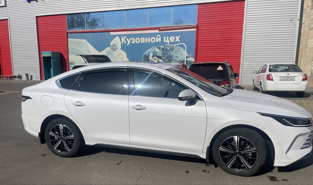 Продается BYD CHAZOR DM-i 2023 года 22000уе