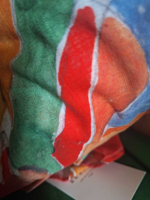 Риза на френската марка Sezane прекрасен цвят, нова от сайта