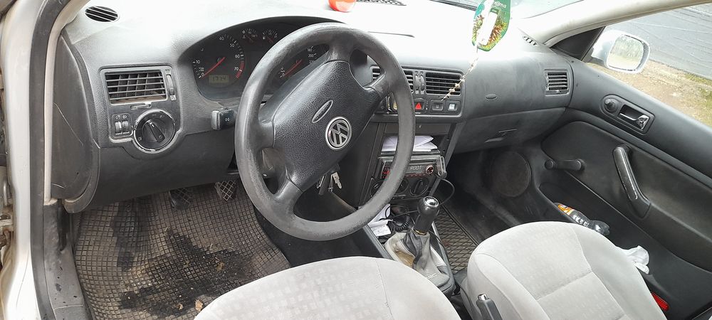 Vând Wv bora 1.6