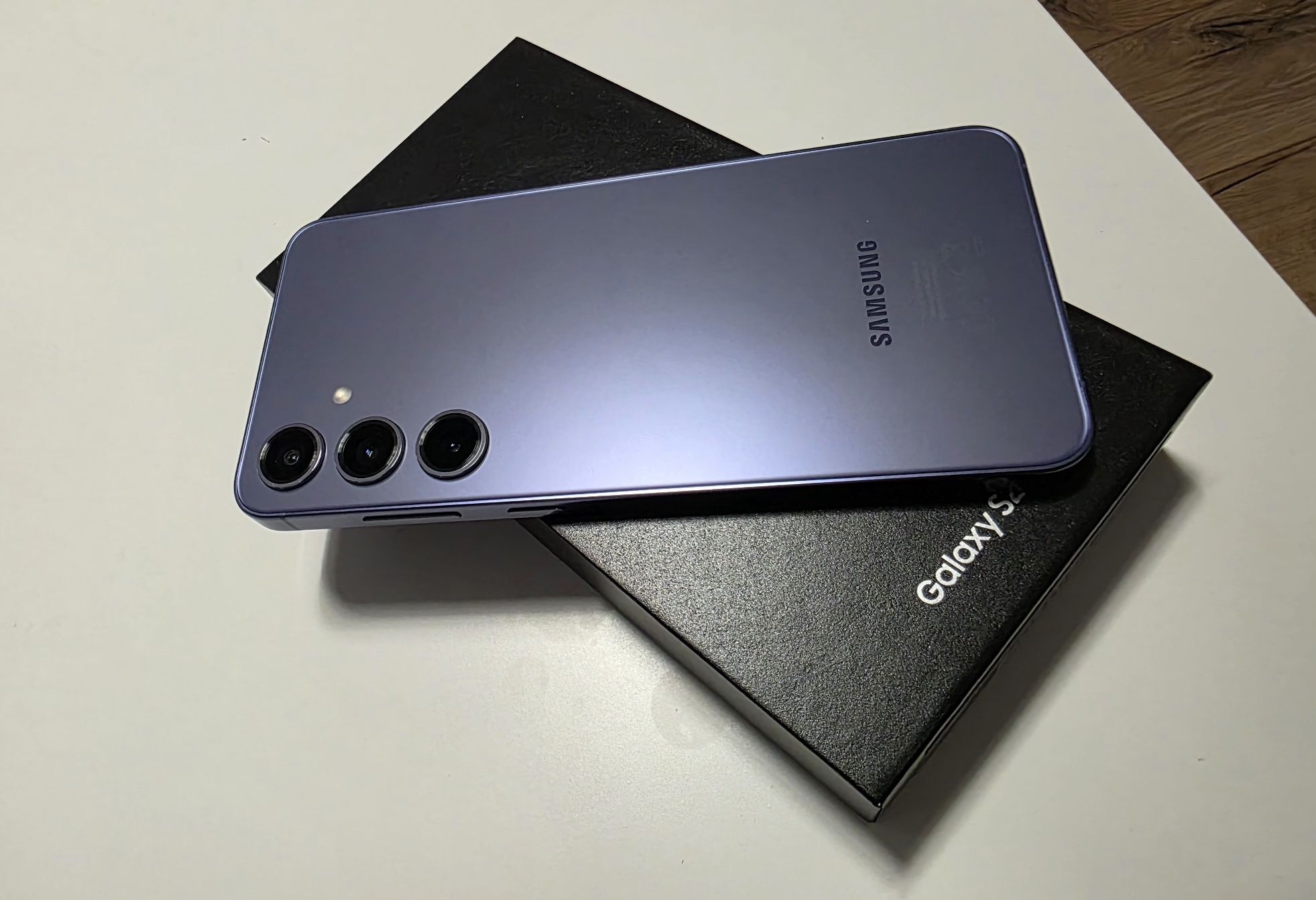 Samsung s24+ cobalt violet