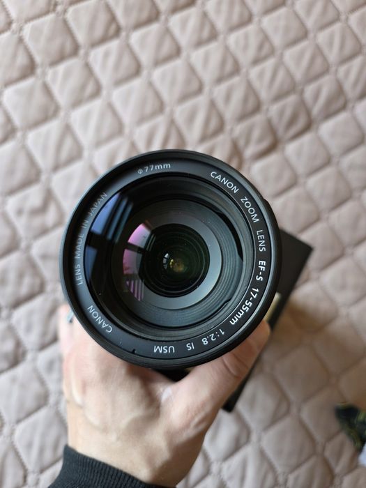 Canon EF-S 17-55mm 2.8 IS USM