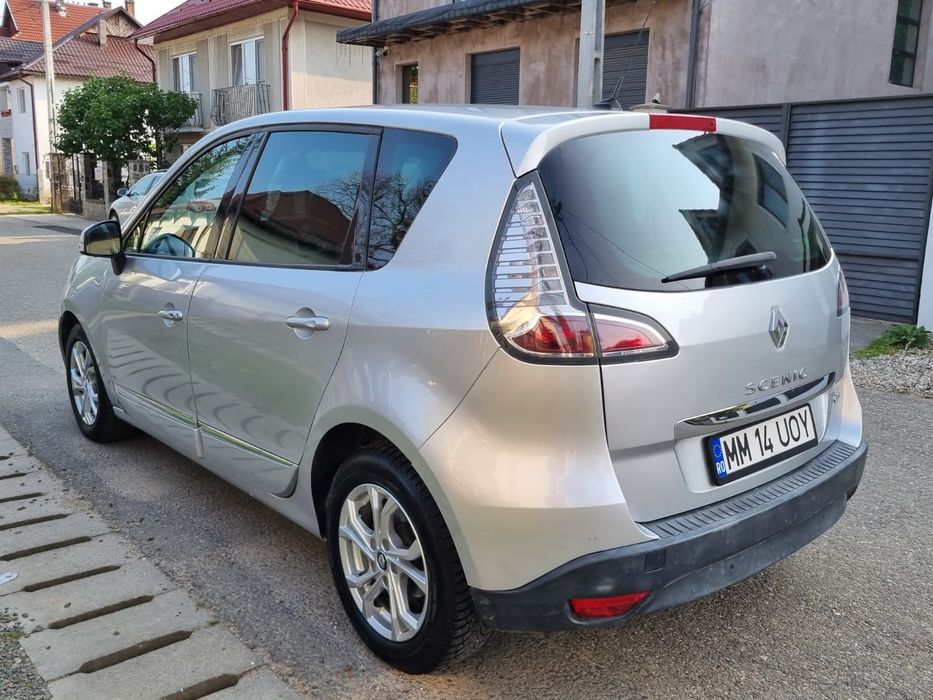 Vând Renault Scenic III Facelift Motor 1.6 DCi an 2012 înmatriculat