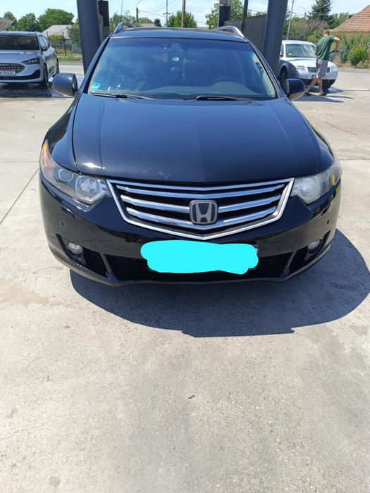 Vând mașina Honda 4000 Euro ușor negociabil
