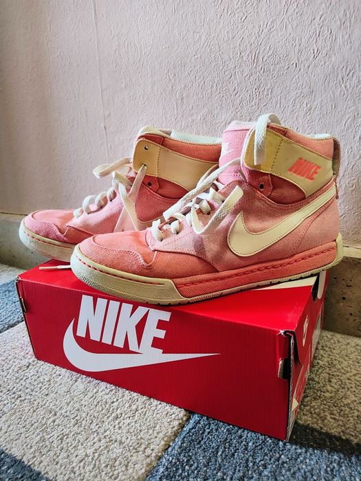 Обувки Nike дамски