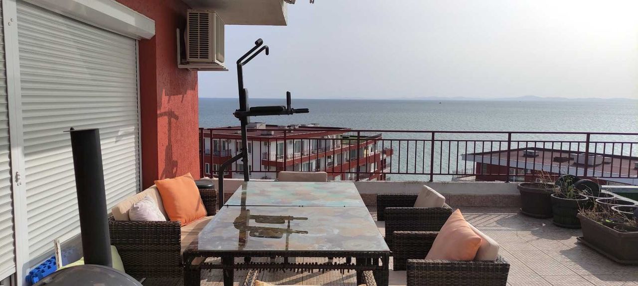 Продава се Тристаен апартамент в Свети Влас - 165 кв.м за 556 €/кв.м - Снимка #13