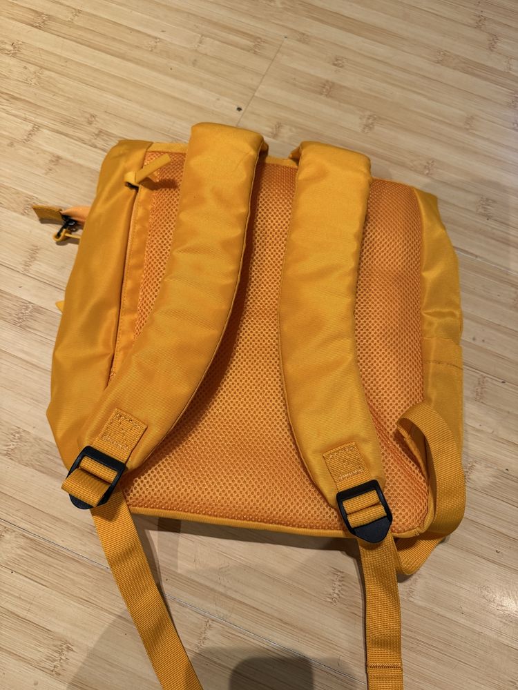 American tourister раница