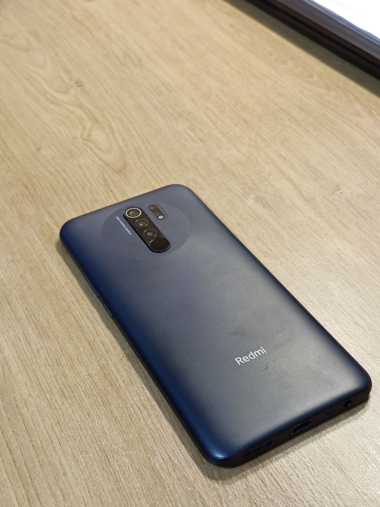 Продаю Redmi 9,64гб
