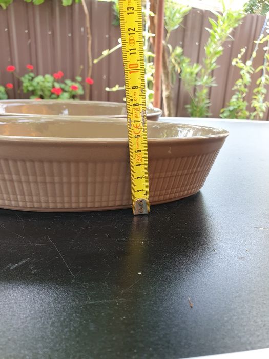 Set 2 vase ceramice ovale pentru cuptor – 25x15x6 cm – stare excelentă