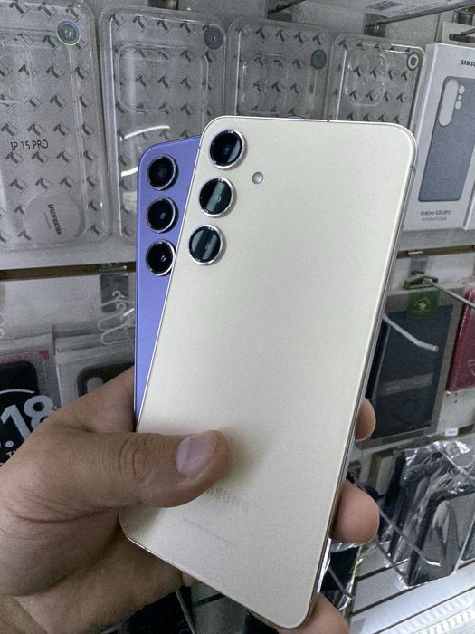 Samsung galaxy S24 plus