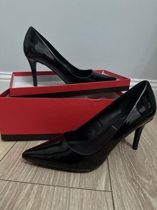 Продам туфли женские