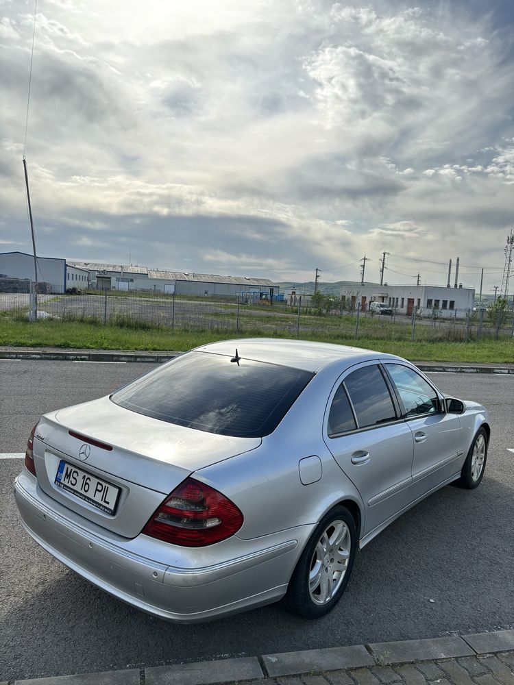 Mercedes e class w211 2.2cdi 150cp