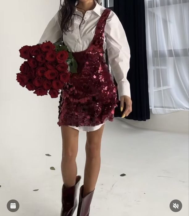 Бордо парти рокля с пайети