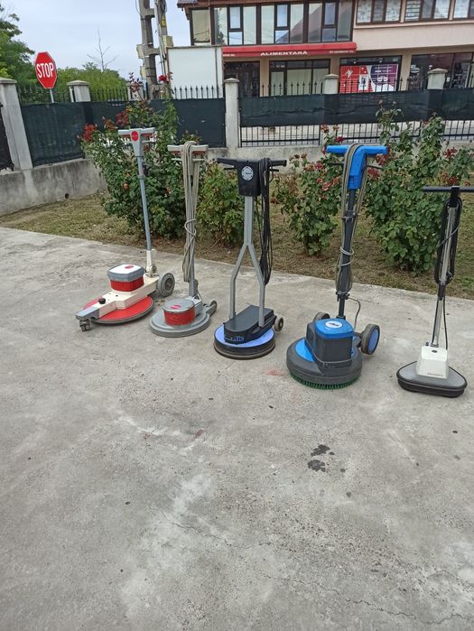 Vind monodis citește anunțul