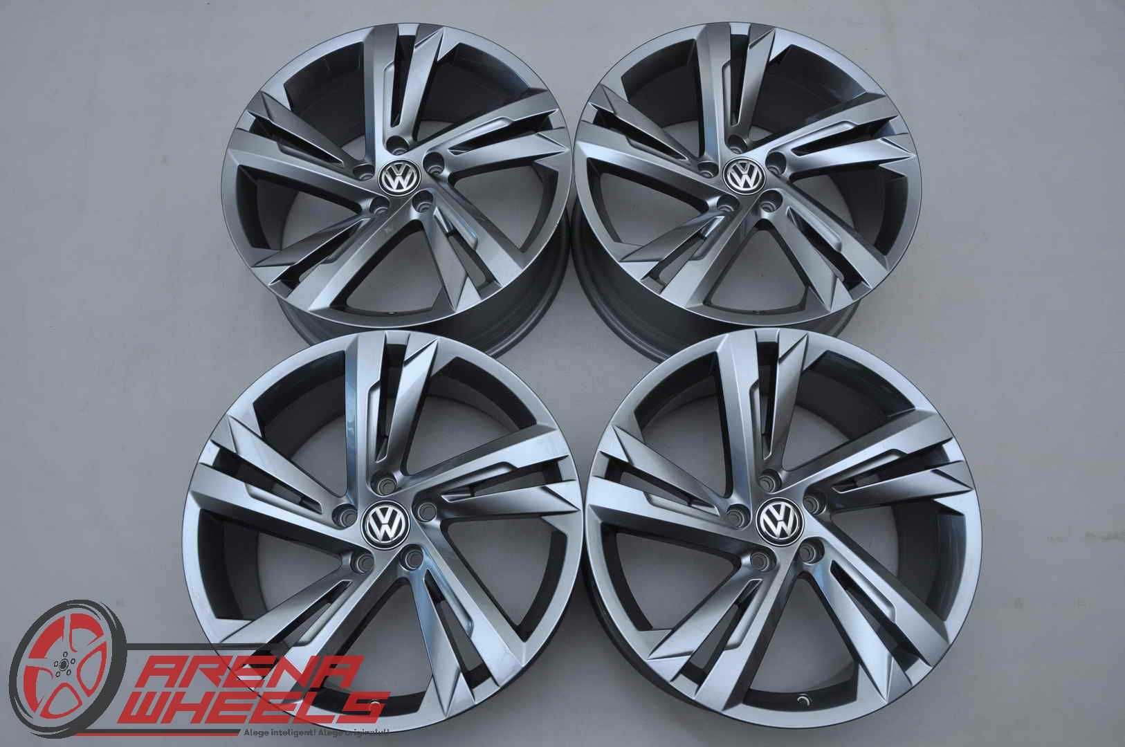 Jante Noi 19 inch Originale VW Tiguan 2 5NA ET38 R19 Gri Antracit