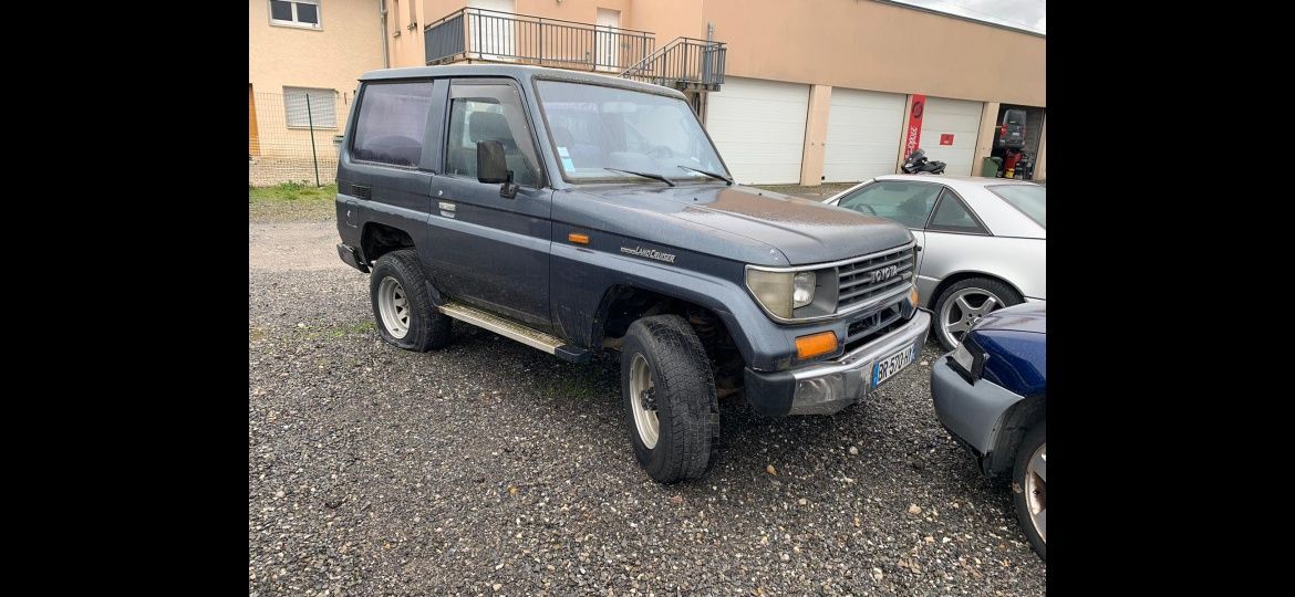 Toyota Land Cruiser