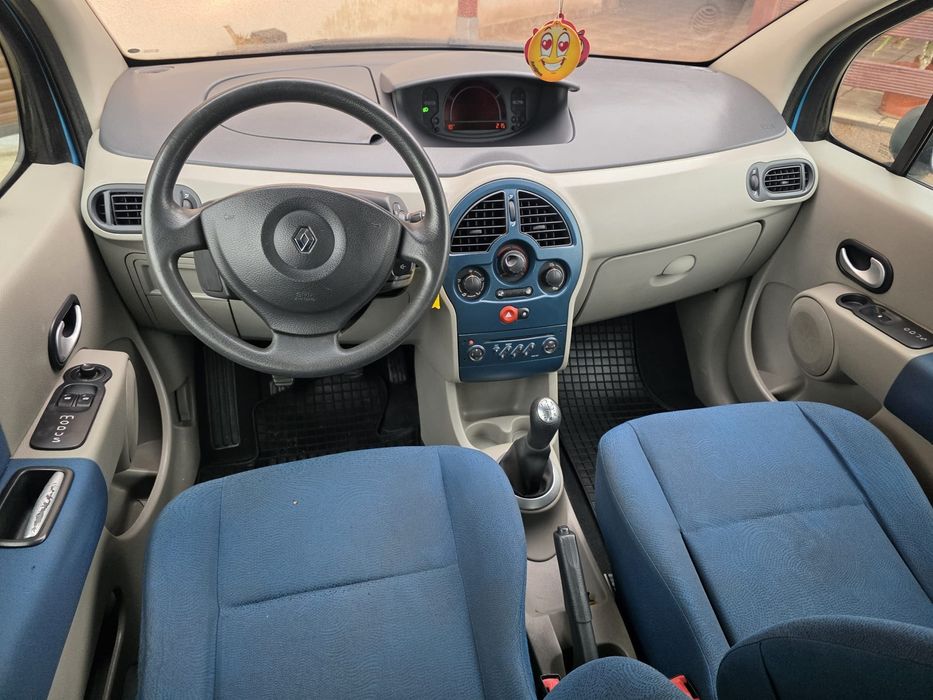 Vând Renault Modus 1.5 dci -90 cp