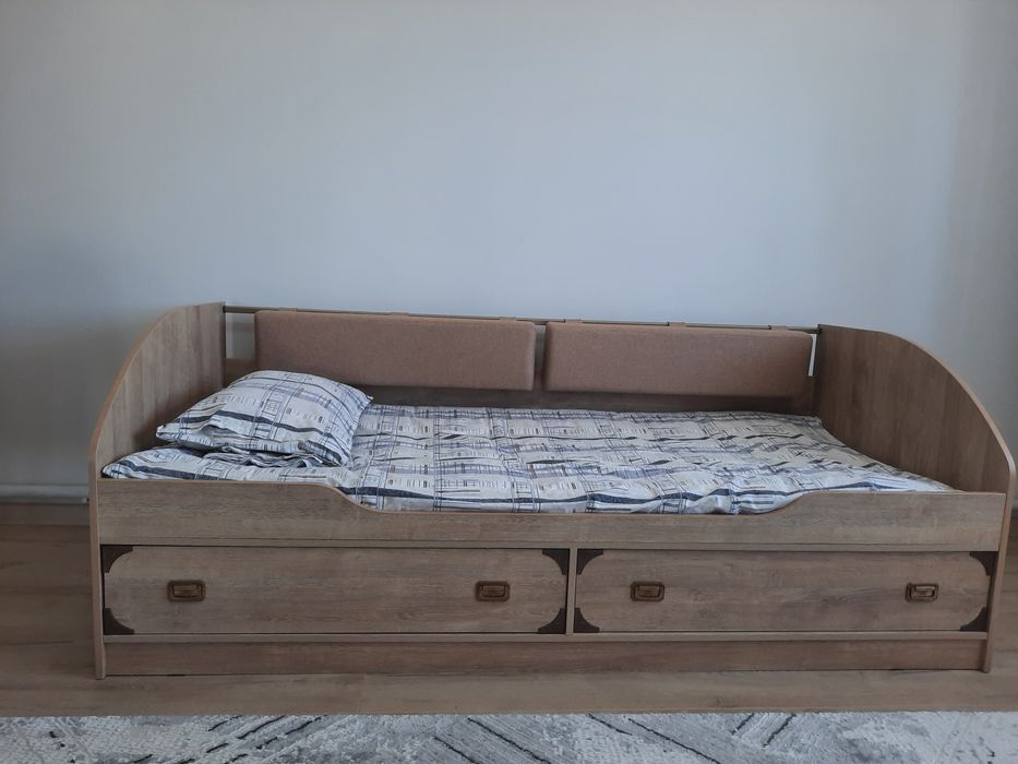 Срочно продам кровать
