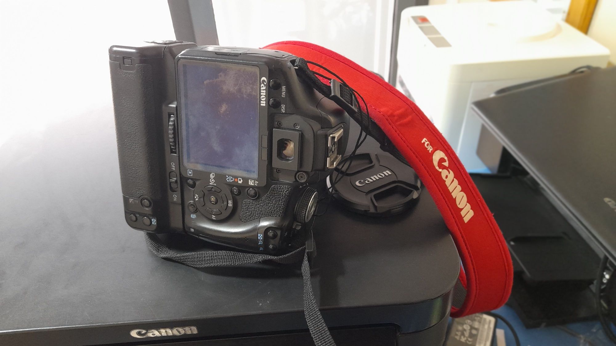 Canon 500 D.          Foto va Vidio kamera