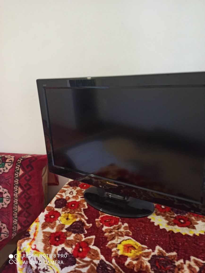 Продается телевизор Panasonic TX-LR 32C20