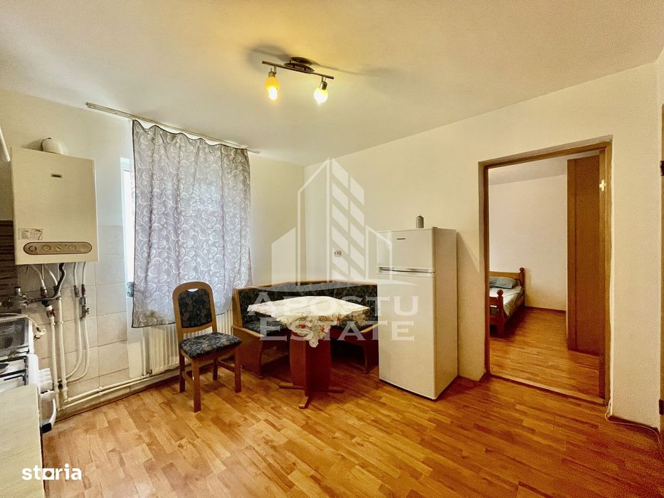 Apartament 1 Camera, 210 Euro, zona Alfa