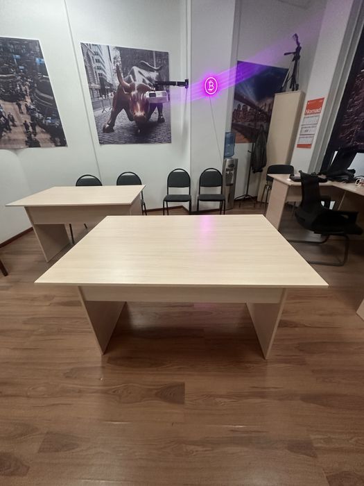 Столы на продаже