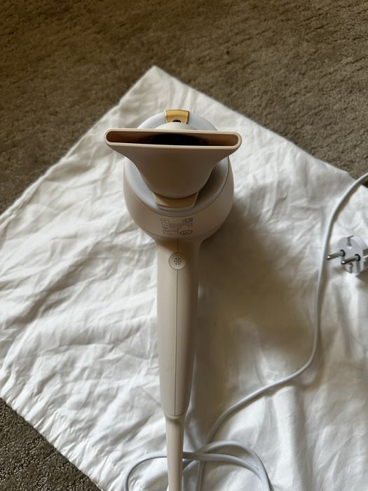 Uscator de par Philips Seria 9000 cu senseIQ