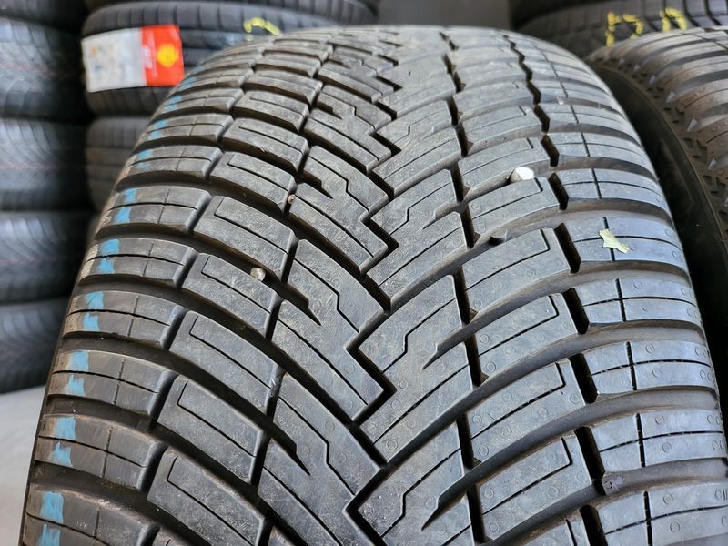 225/40/18 PIRELLI 2бр