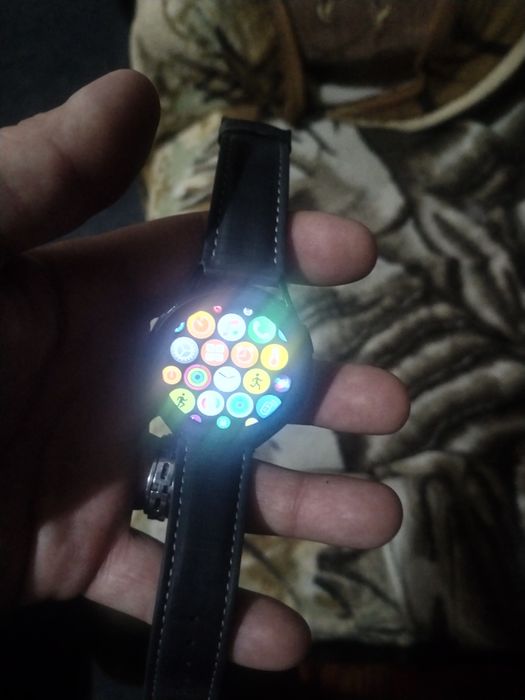 Продаю смарт часы watch 6