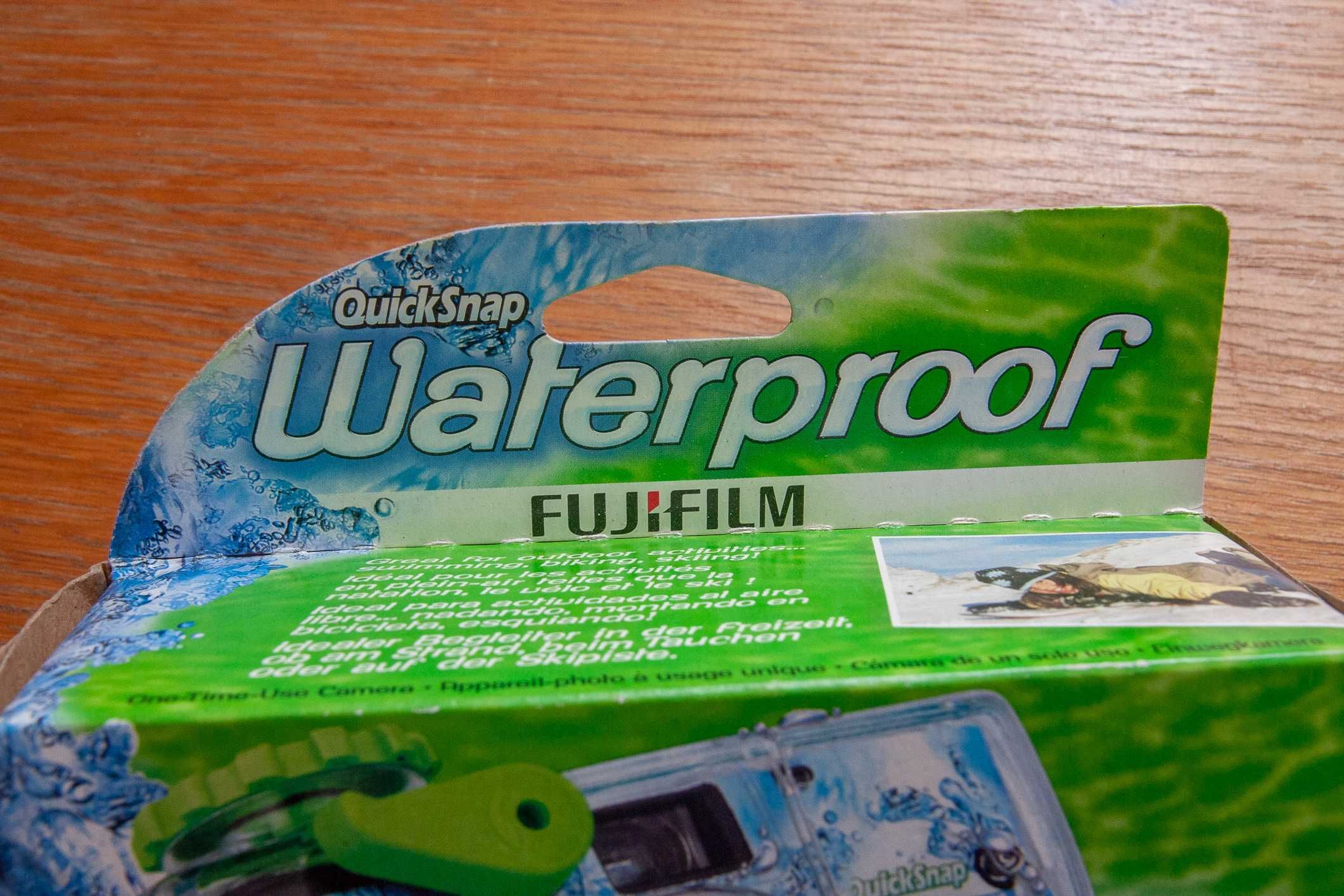 Aparat de unică folosinţă Fujifilm subacvatic expirat
