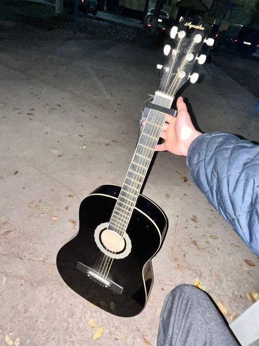 Гитара чорный + заттары бар