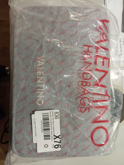 Оригинална Чанта Valentino Cannella