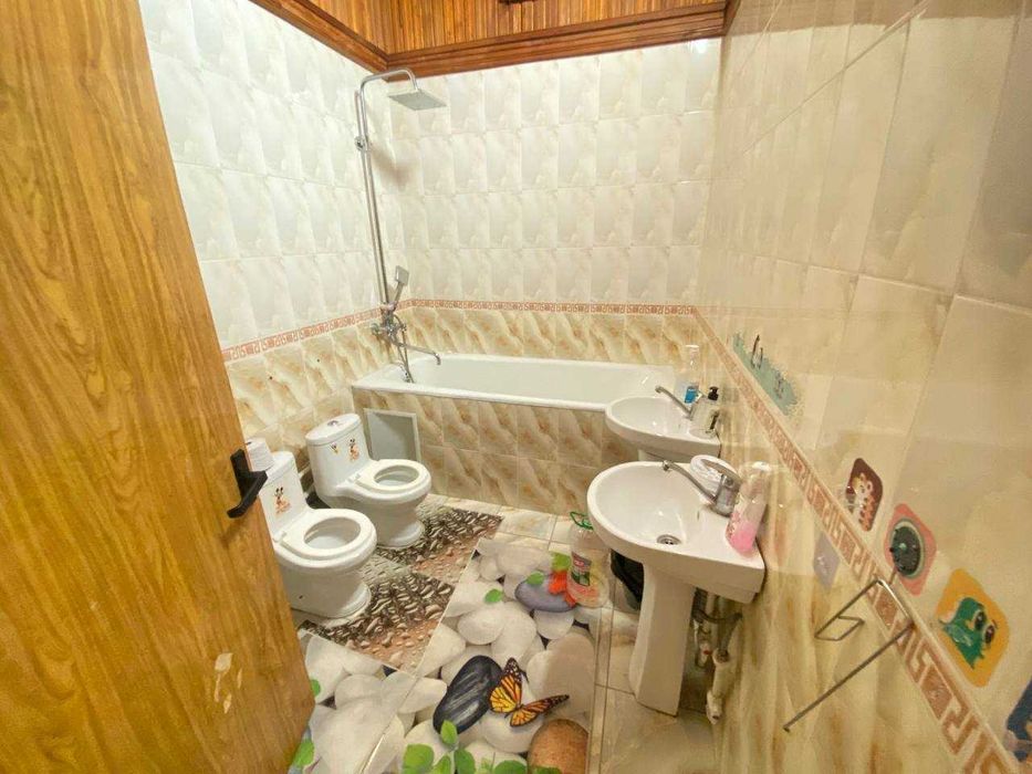 участок 6 соток Фасад- 20 м. на широкой главной дороги, Алмазарский р.