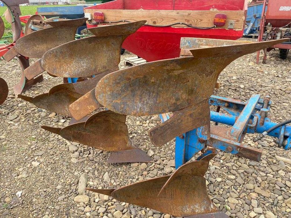 Pluguri cu 2,3 si 4 cormane