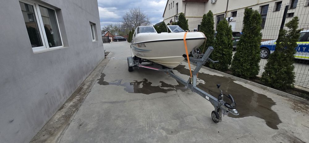 Vand Barca + motor + peridoc