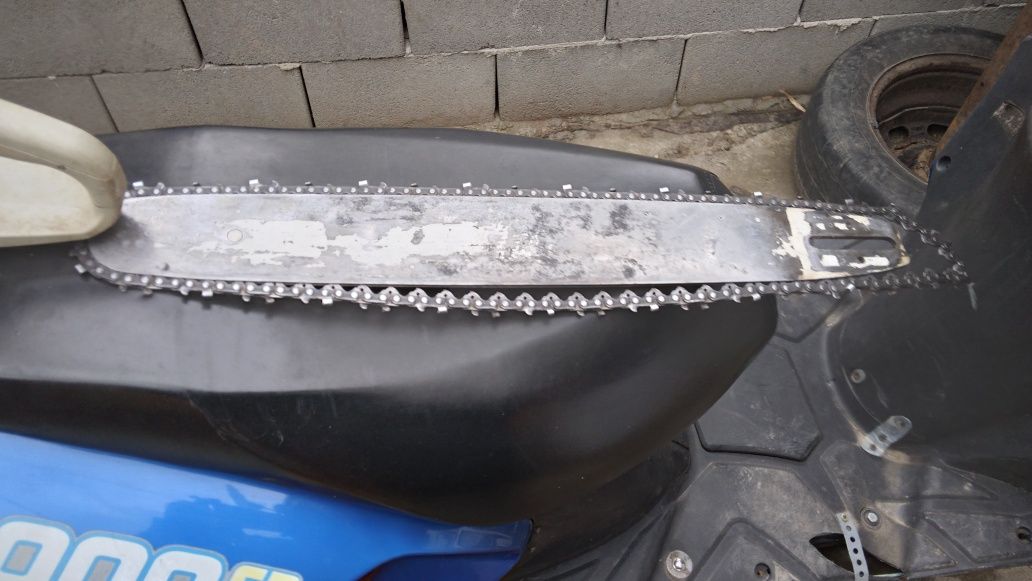 Vând Sthil 391 sau schimb  cu huswarna +-