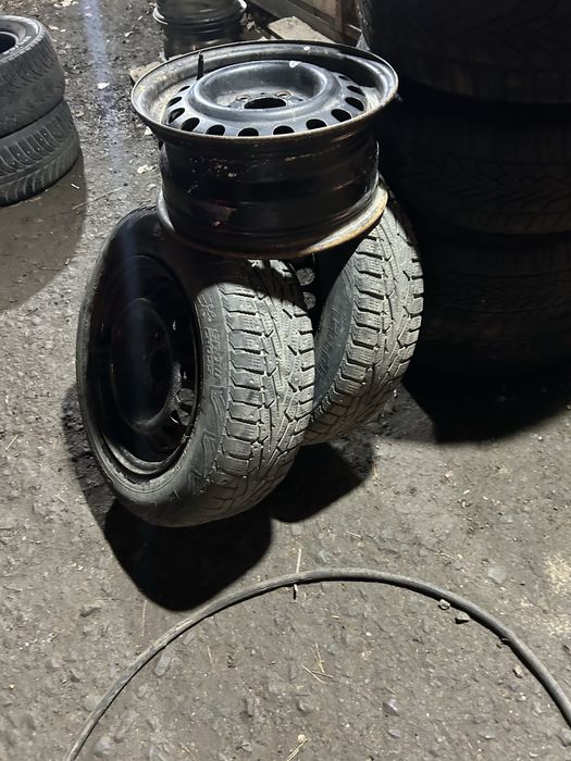 шины зима 15деаметр 4шт