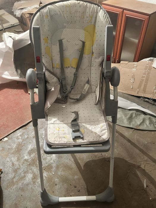 Продам детский столик