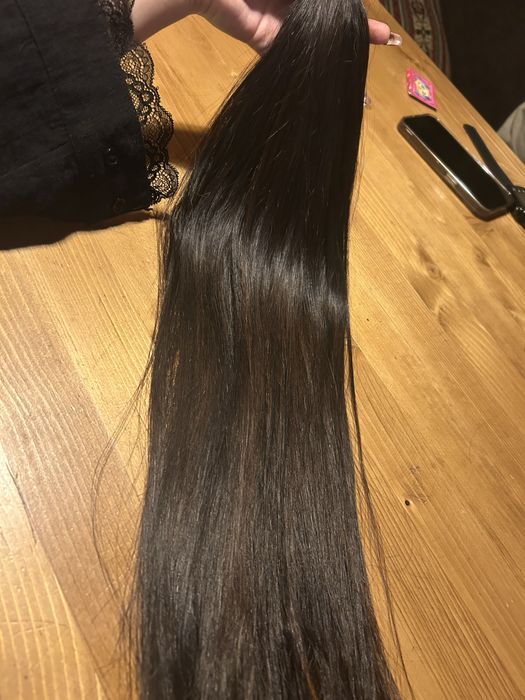 продаю нарощенные волосы